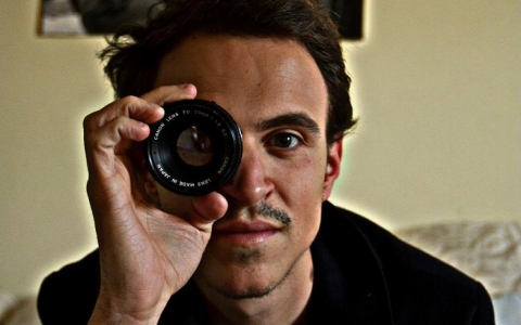 Il regista Andrea Leonetti di Vagno: «Punto tutto sulle immagini, la parola non serve»